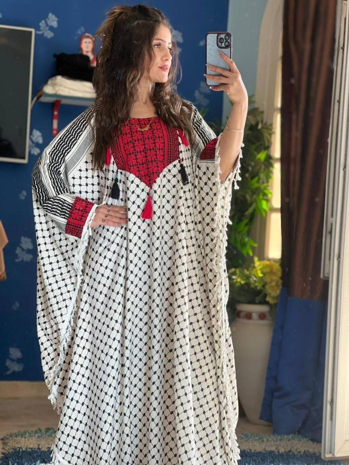 Palestine abaya